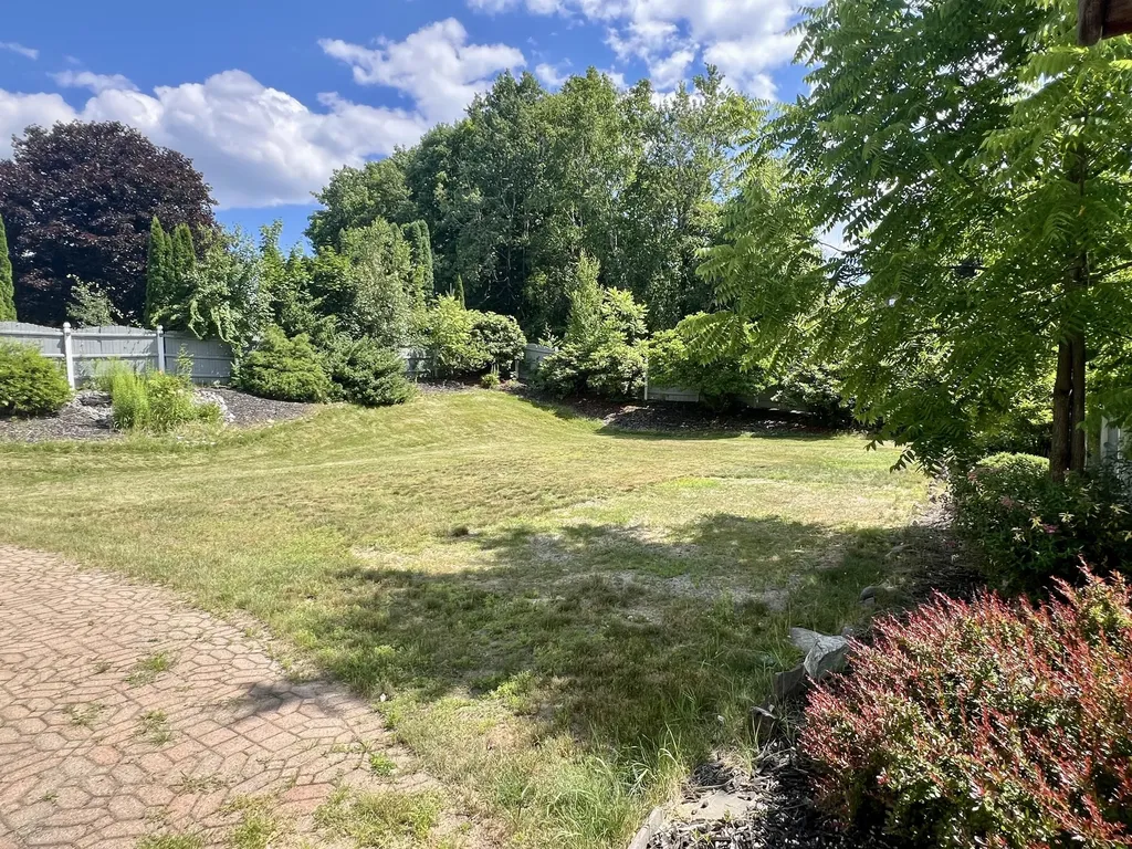 1079 Turner Street Auburn ME 04210
