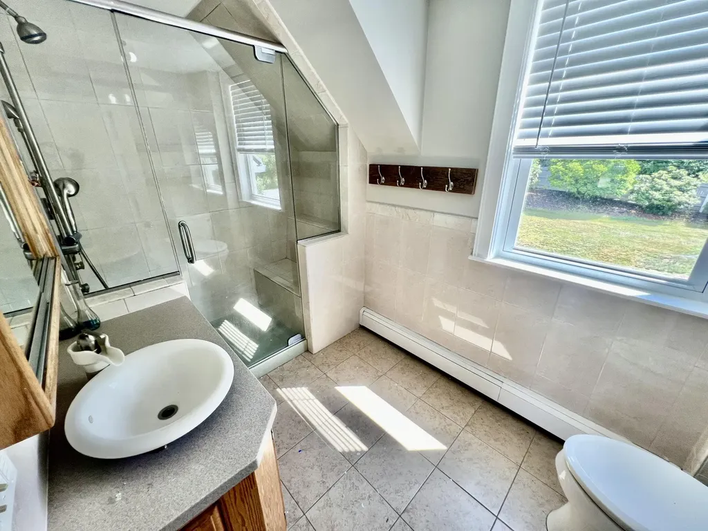 1079 Turner Street Auburn ME 04210