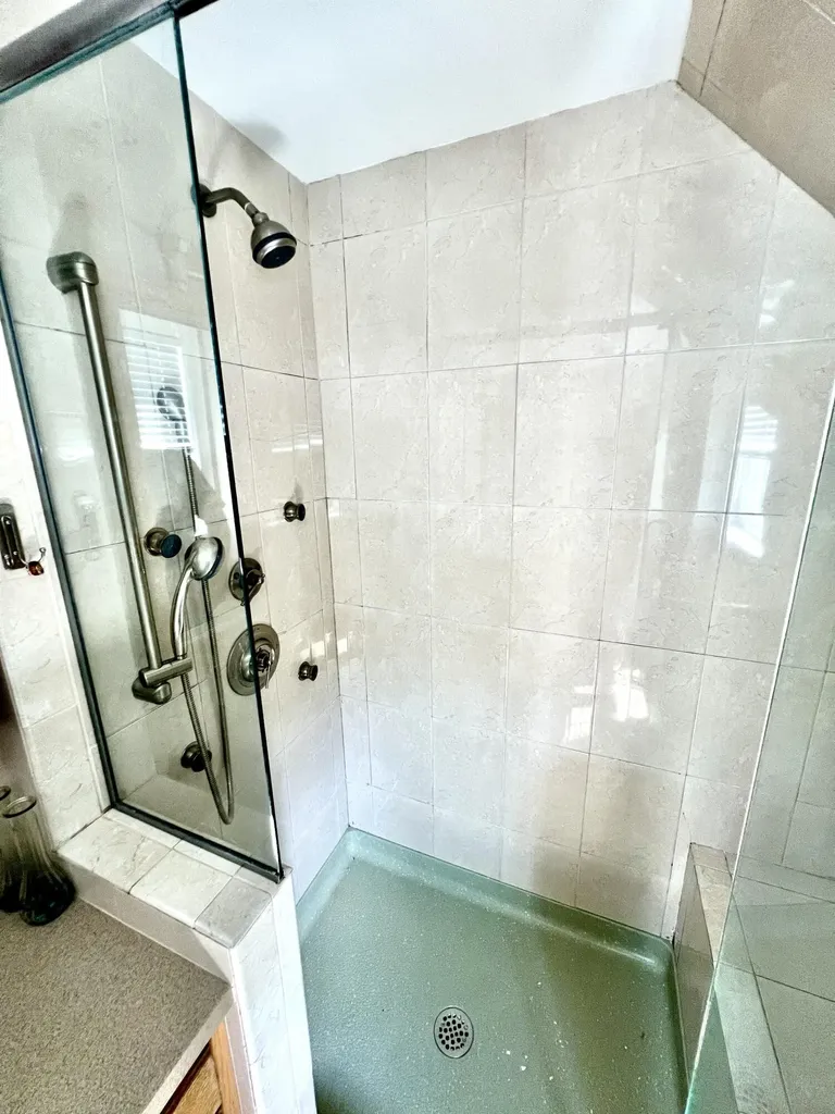 1079 Turner Street Auburn ME 04210