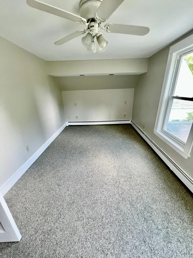 1079 Turner Street Auburn ME 04210