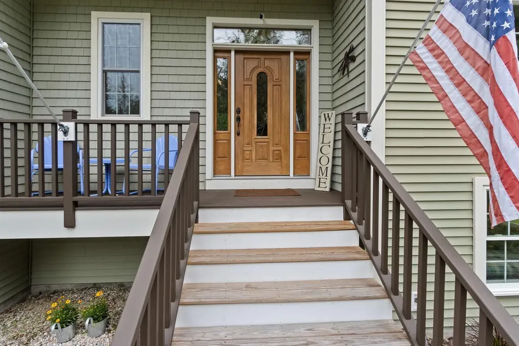 20 Cross Ridge Drive Windham ME 04062