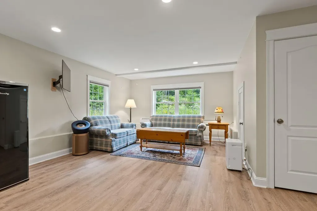 20 Cross Ridge Drive Windham ME 04062