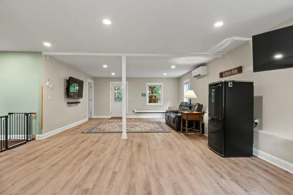 20 Cross Ridge Drive Windham ME 04062