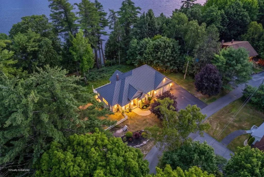 22 Murphy Lane Hampden ME 04444