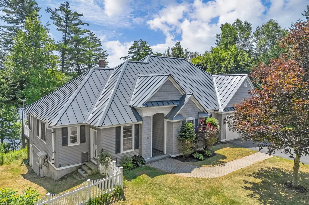 22 Murphy Lane Hampden ME 04444