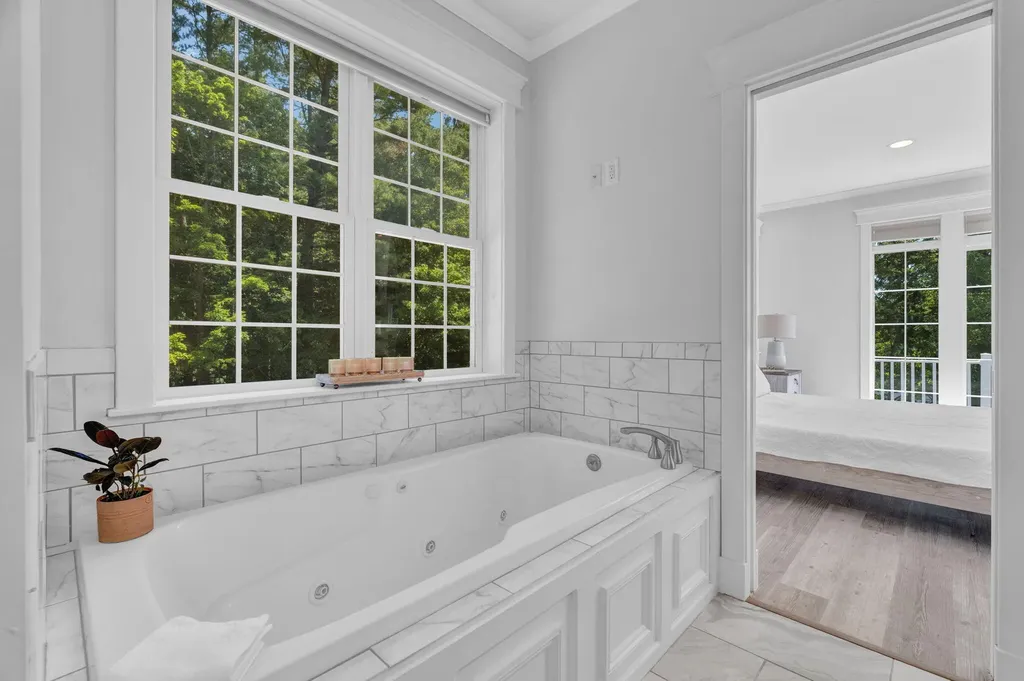 22 Murphy Lane Hampden ME 04444