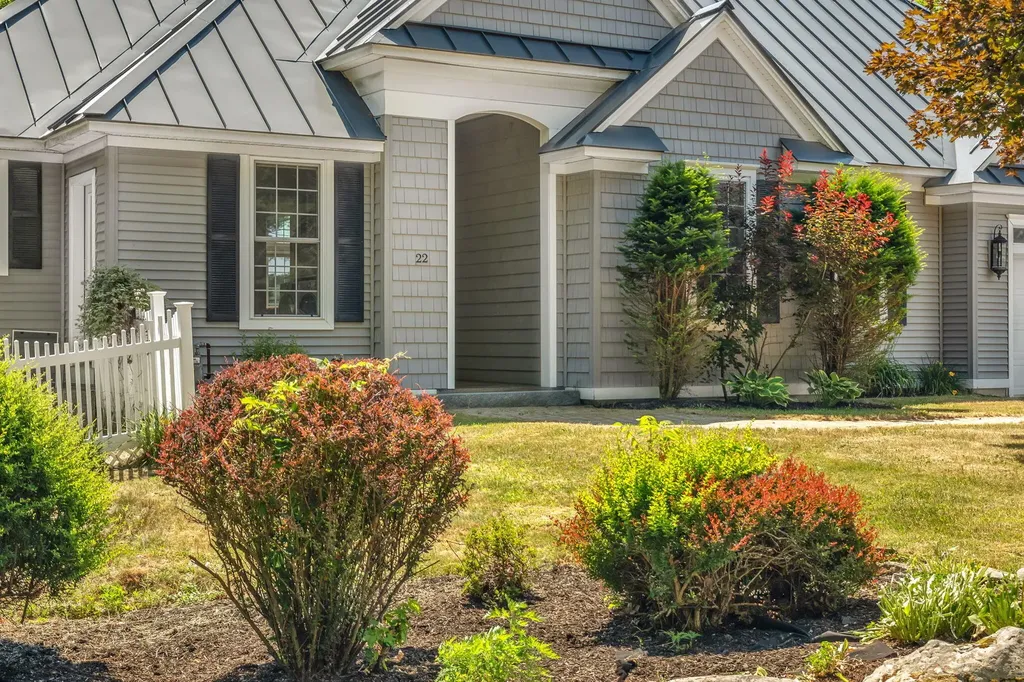 22 Murphy Lane Hampden ME 04444