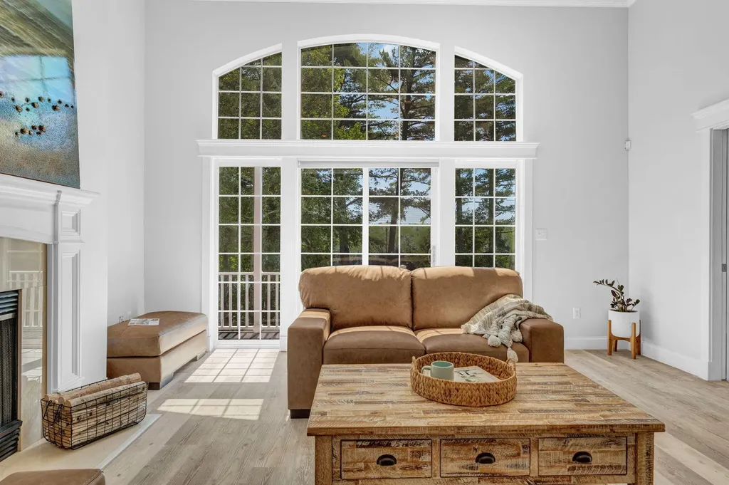 22 Murphy Lane Hampden ME 04444