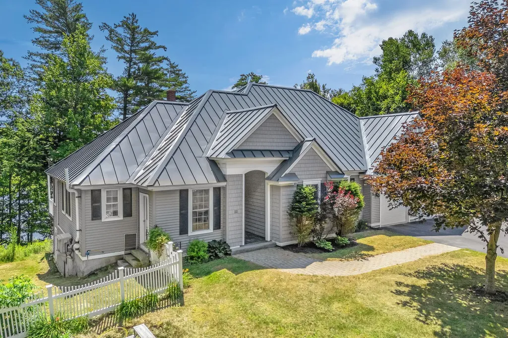 22 Murphy Lane Hampden ME 04444