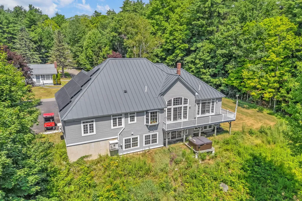 22 Murphy Lane Hampden ME 04444