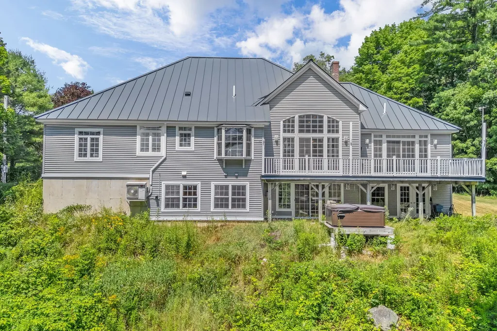 22 Murphy Lane Hampden ME 04444