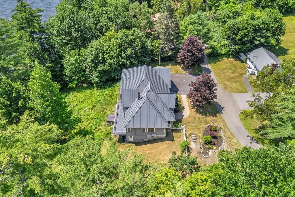 22 Murphy Lane Hampden ME 04444