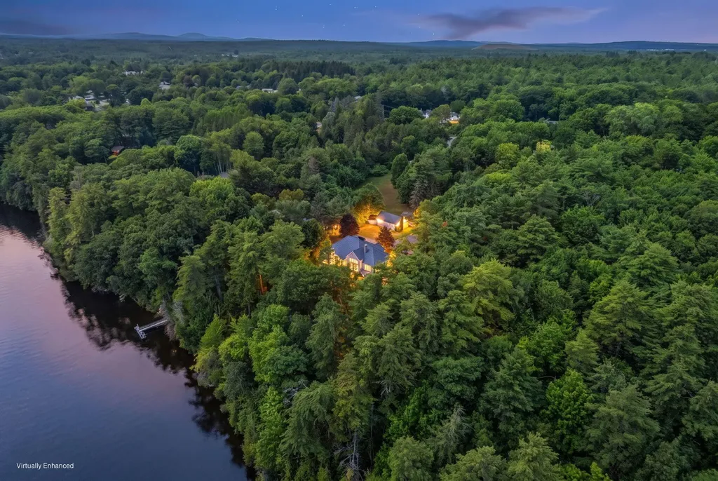 22 Murphy Lane Hampden ME 04444