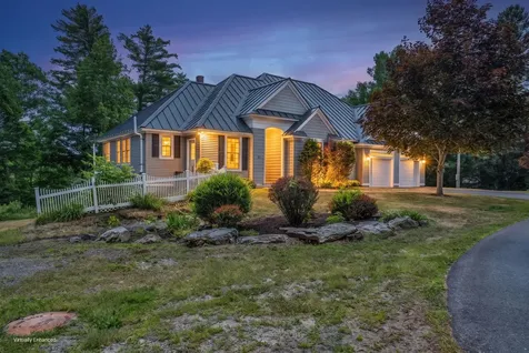 22 Murphy Lane Hampden ME 04444