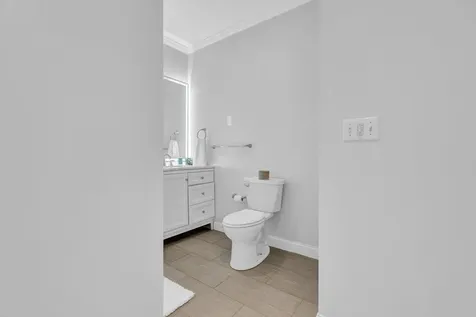 22 Murphy Lane Hampden ME 04444
