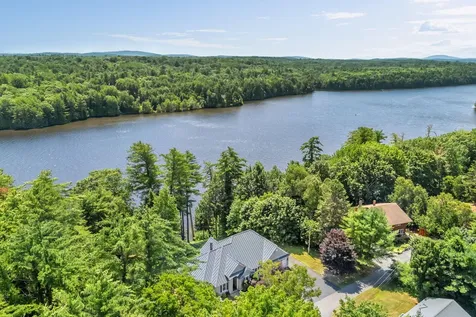 22 Murphy Lane Hampden ME 04444