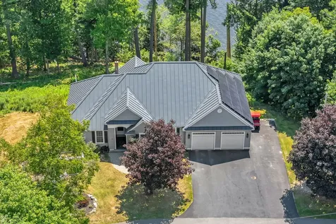 22 Murphy Lane Hampden ME 04444