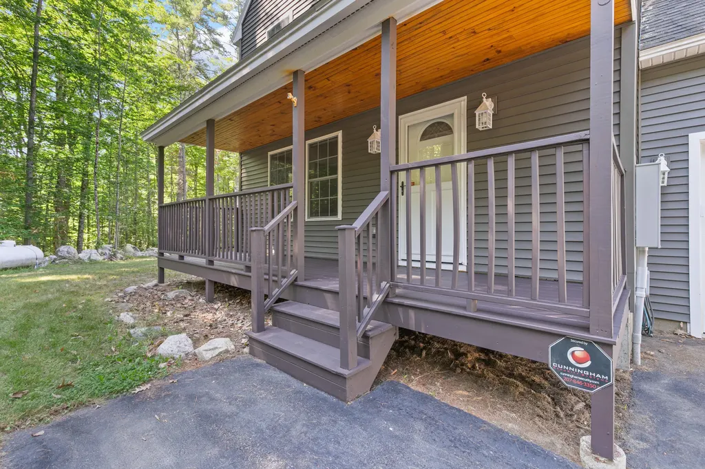 278 Falmouth Road Windham ME 04062