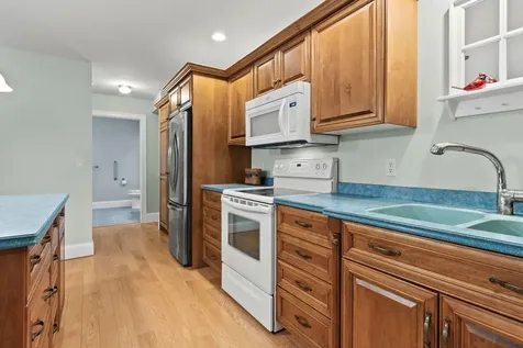 330 Main Street Cumberland ME 04021