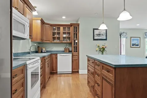 330 Main Street Cumberland ME 04021