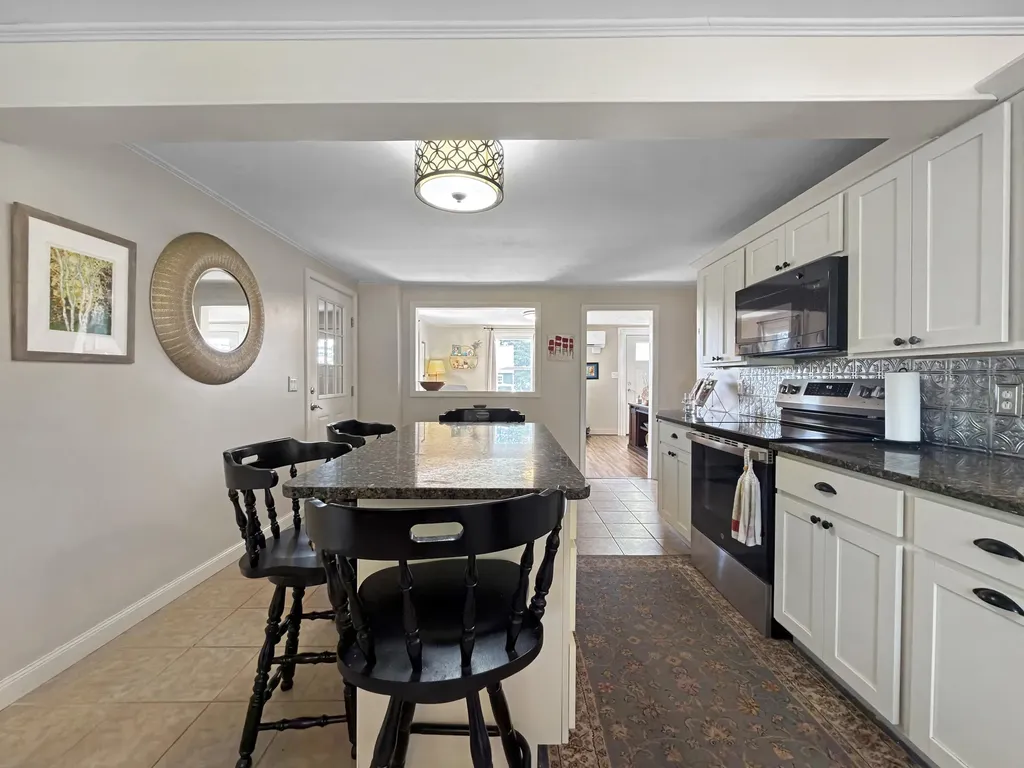6 Vesta Drive Caribou ME 04736