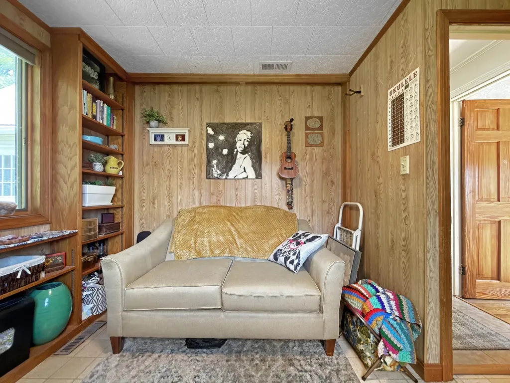 6 Vesta Drive Caribou ME 04736