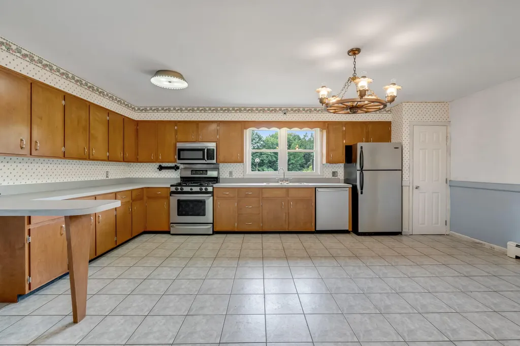 190 Dyer Road Lewiston ME 04240