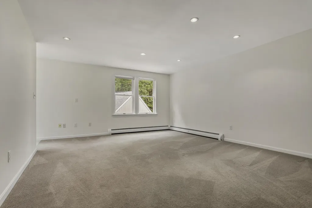 177 Winn Road Falmouth ME 04105