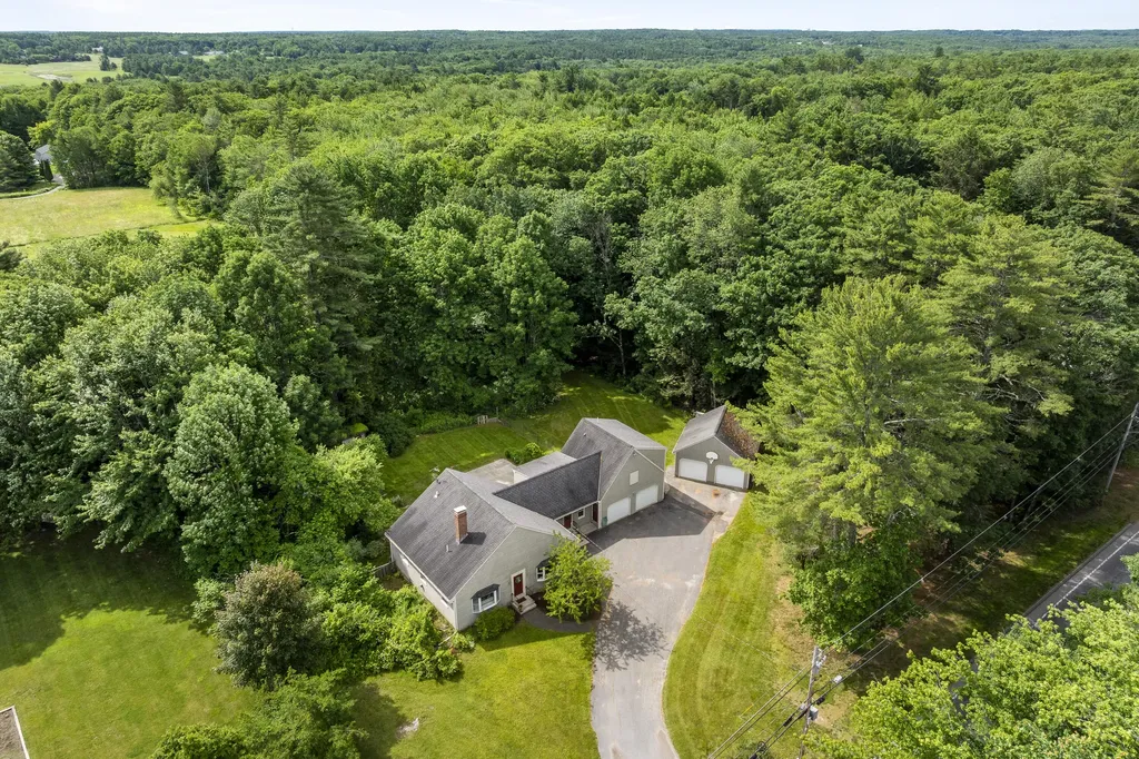 177 Winn Road Falmouth ME 04105