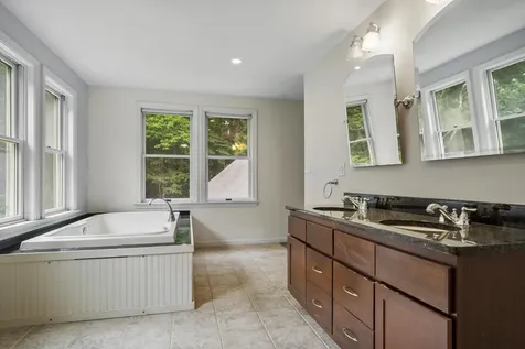 177 Winn Road Falmouth ME 04105