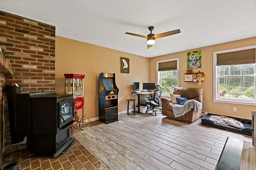 261 N Pond Road Rome ME 04963