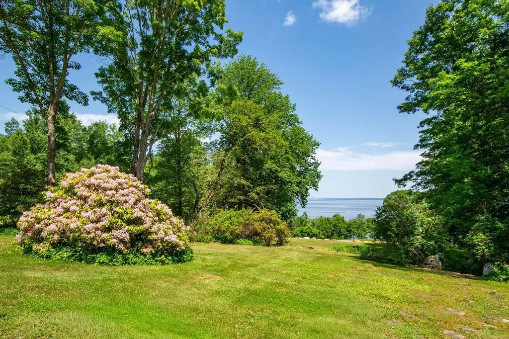 1406 Atlantic Highway Northport ME 04849