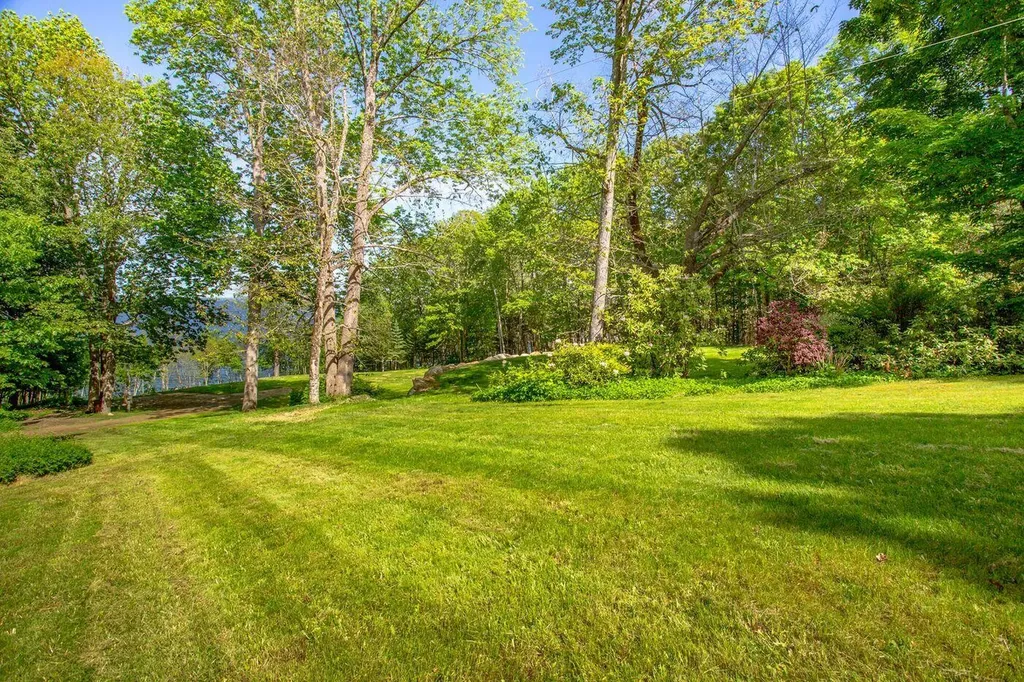 1406 Atlantic Highway Northport ME 04849