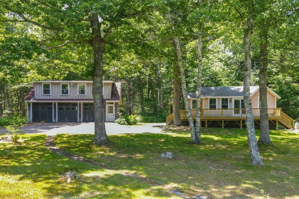1406 Atlantic Highway Northport ME 04849