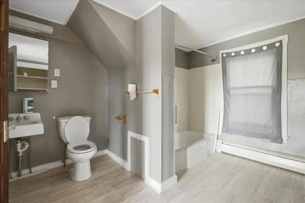 4 Sherwin Street Waterville ME 04901