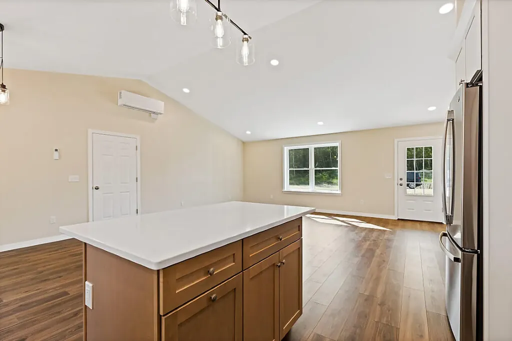 12 Mariner Way Augusta ME 04330