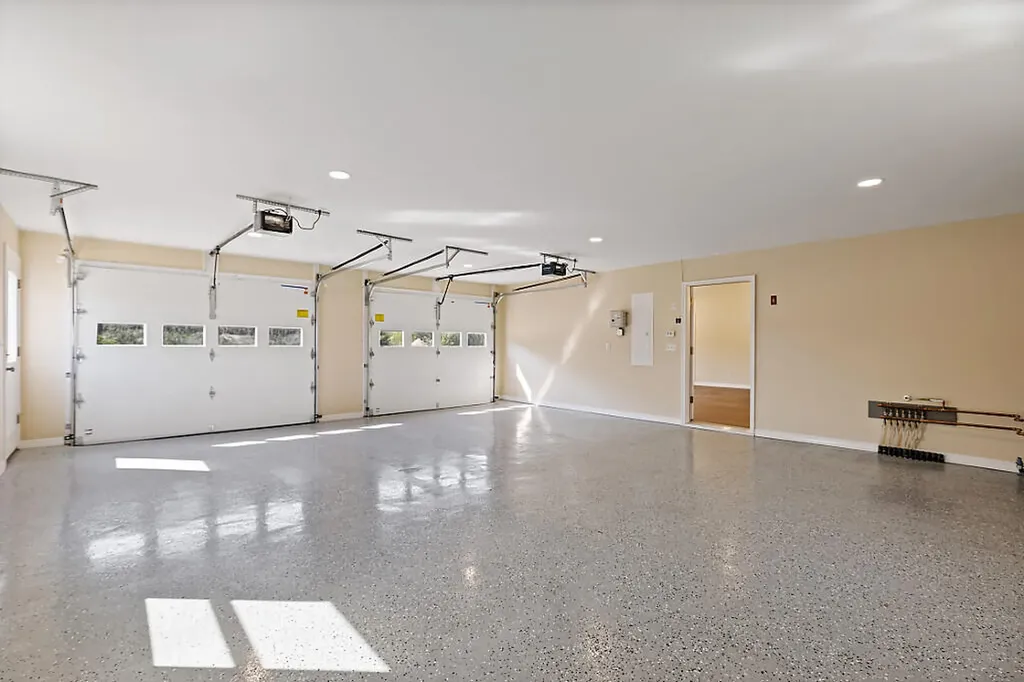 12 Mariner Way Augusta ME 04330