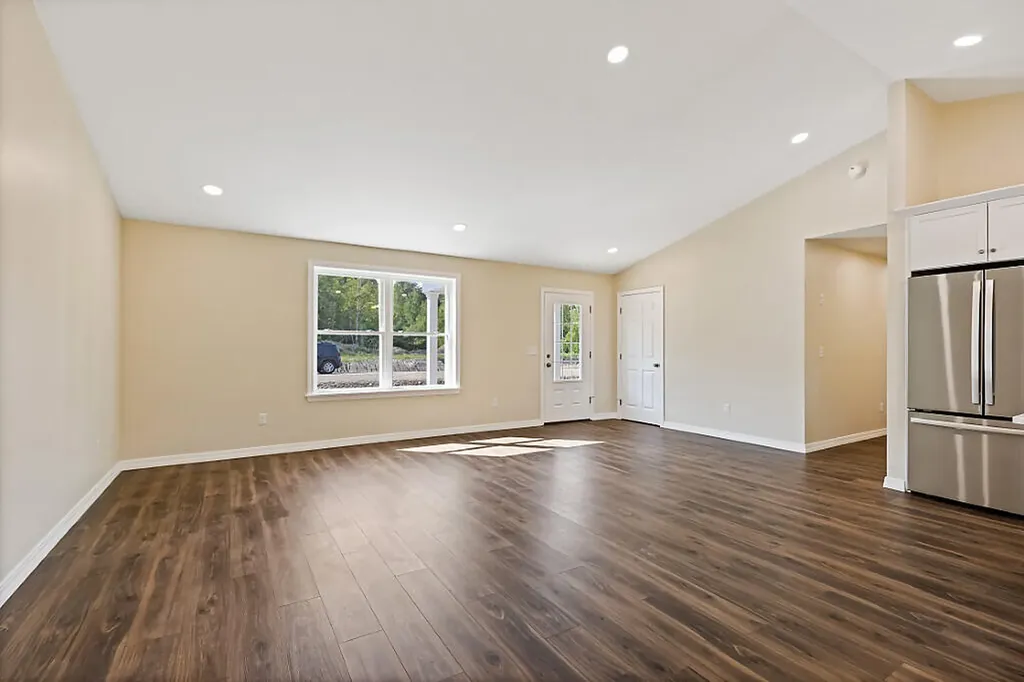 12 Mariner Way Augusta ME 04330