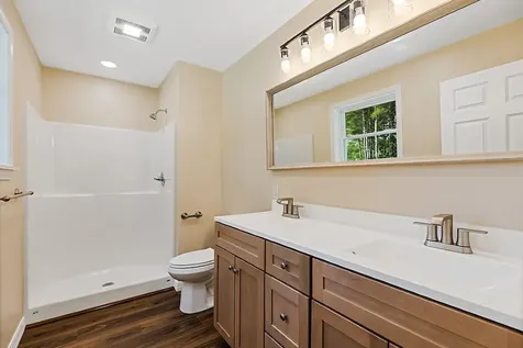 12 Mariner Way Augusta ME 04330