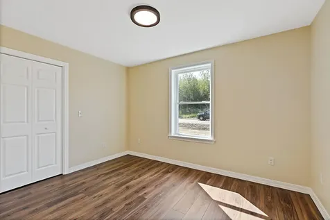 12 Mariner Way Augusta ME 04330