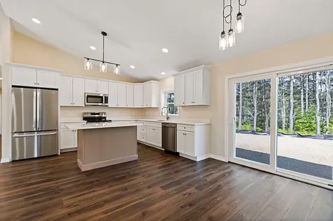12 Mariner Way Augusta ME 04330