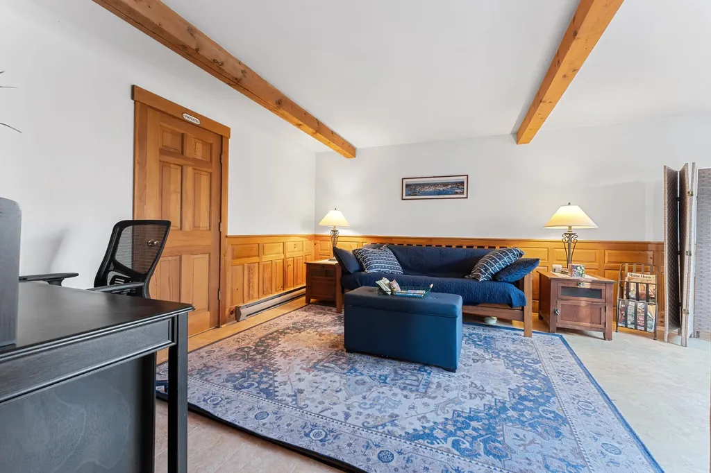 6 Abenaki Road Boothbay Harbor ME 04538