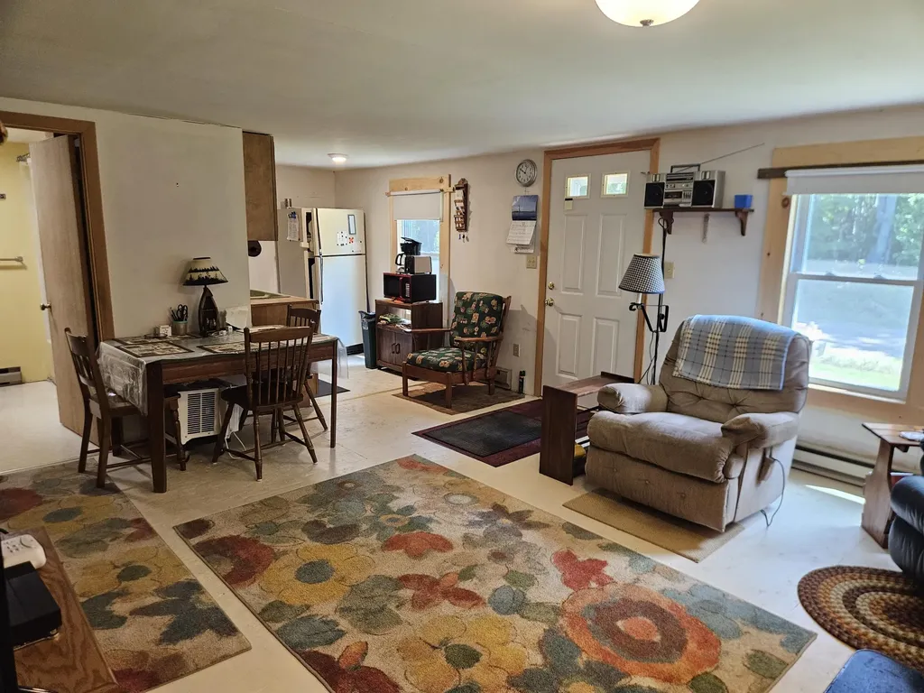 10 Moosehorn Road Abbot ME 04406
