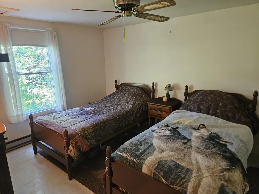10 Moosehorn Road Abbot ME 04406