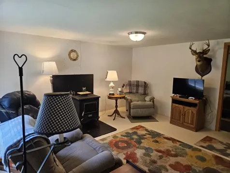 10 Moosehorn Road Abbot ME 04406