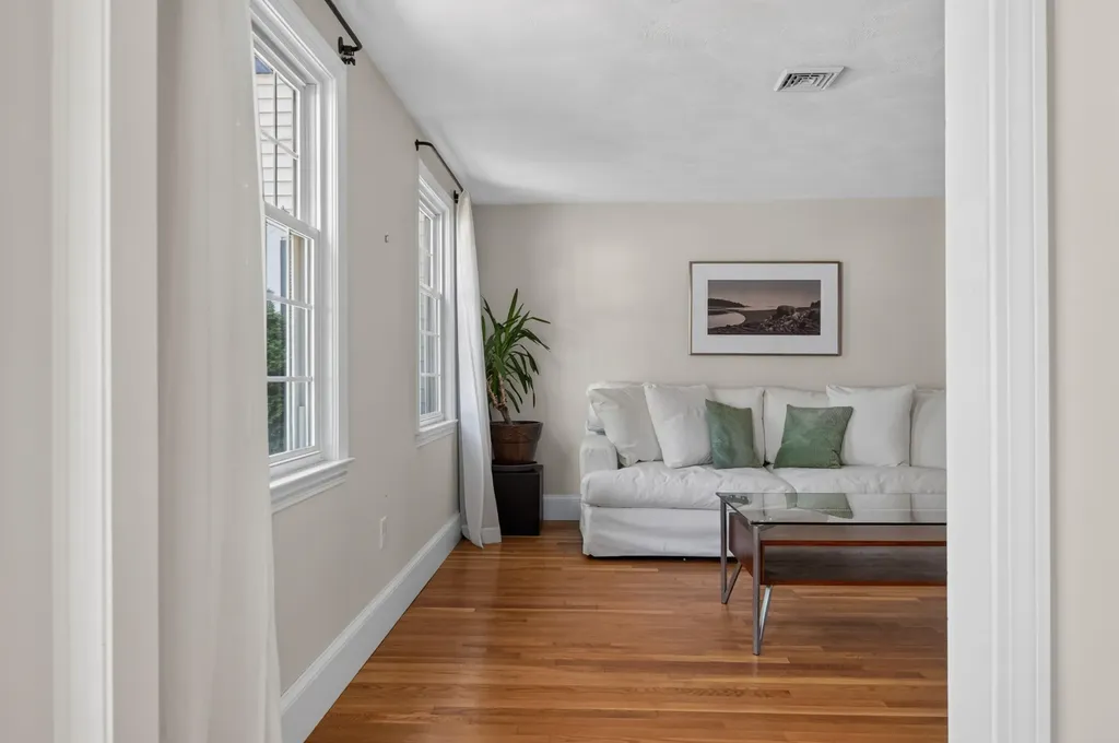 46 Colonial Village Falmouth ME 04105