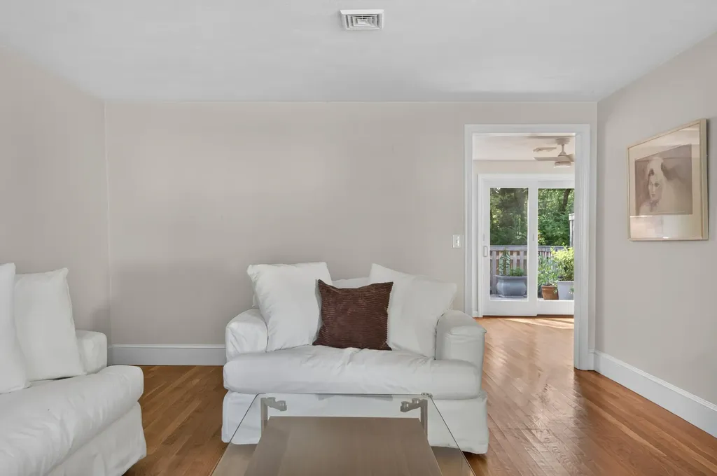46 Colonial Village Falmouth ME 04105