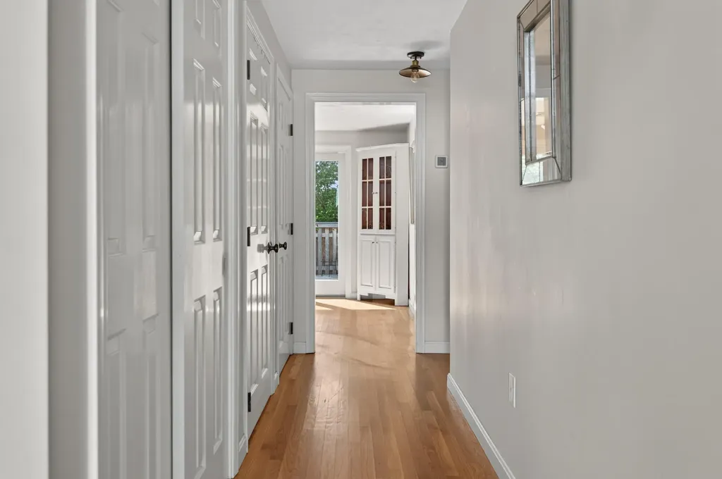 46 Colonial Village Falmouth ME 04105