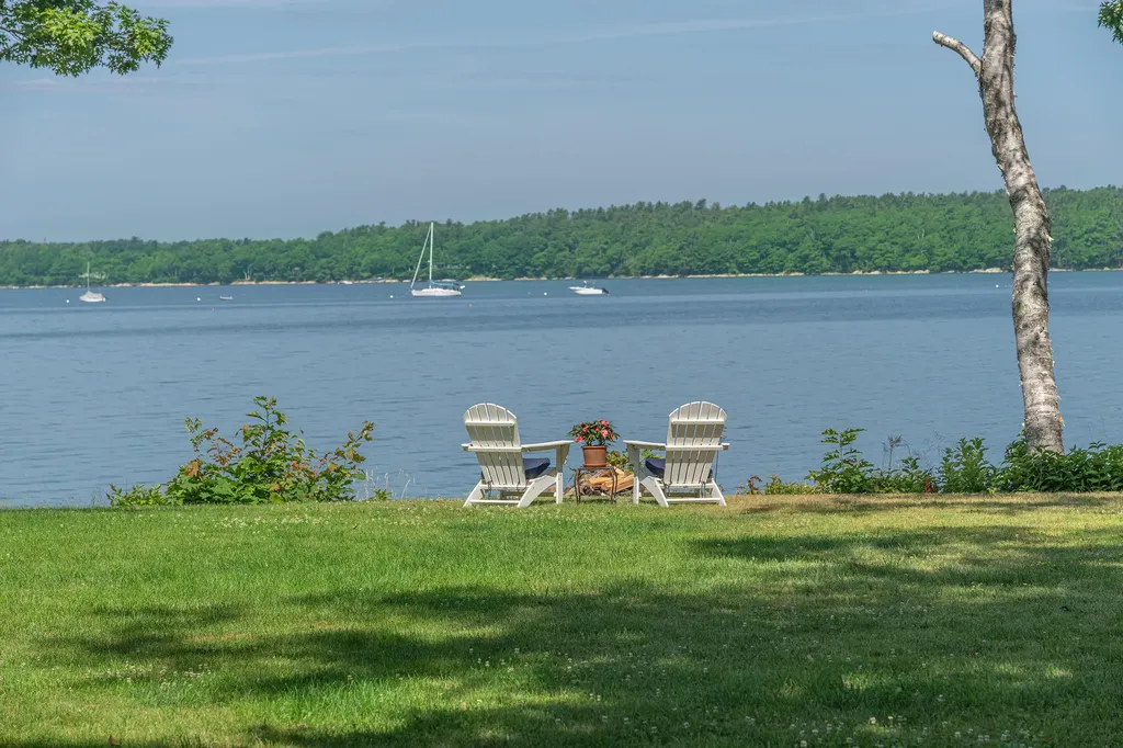 24 Merganser Way Freeport ME 04032