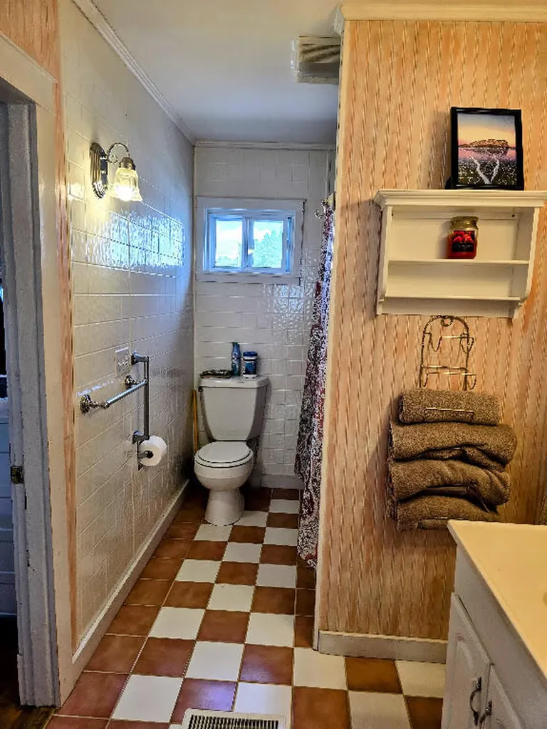 35 Harrison Avenue Dover-foxcroft ME 04426
